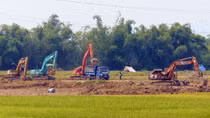 “Vẽ” phương án cải tạo đồng ruộng để lấy đất sét phục vụ sản xuất gạch (?!)
