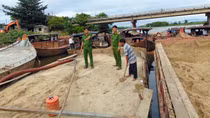Lãnh đạo xã “làm ngơ” cho cát lậu hoành hành