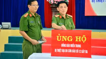 Trường Trung cấp CSND V quyên góp ủng hộ đồng bào vùng bão lũ