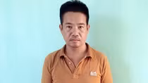Tạm giữ 5 đối tượng trong đường dây cá độ bóng đá hàng chục tỷ đồng