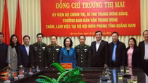 Đồng chí Trương Thị Mai thăm, làm việc với các đơn vị vũ trang tại Quảng Nam