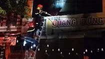 Cháy nhà lúc rạng sáng, 4 người trong gia đình tử vong