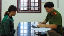 Thiếu nữ 16 tuổi bị đánh đập rồi quay trực tiếp trên facebook