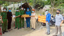 Công an huyện miền núi Đông Giang tích cực tham gia phòng chống dịch