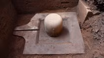 Phát hiện Linga - Yoni liền khối thế kỷ IX lớn nhất Việt Nam 