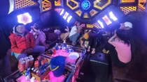 Hai cơ sở karaoke có người dương tính với ma túy