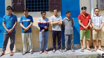 Triệt phá đường dây phá rừng “khủng” ở vùng giáp ranh