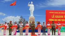 Khánh thành Tượng đài Bác Hồ tại Trường Trung cấp CSND V