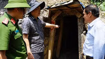 Sử dụng 6 tấn thuốc nổ đánh sập 75 hầm vàng tại Quảng Nam