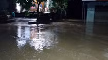 Lũ lên lại, nhiều nơi tại Quảng Nam bị chia cắt