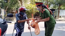 Ý nghĩa chương trình cây “ATM gạo” đầu tiên tại Quảng Nam