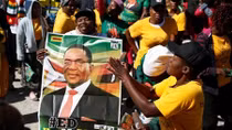 Zimbabwe tiếp tục đối mặt sóng gió sau cuộc bầu cử lịch sử