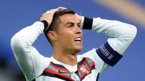 Ronaldo bị điều tra vì phạm quy định cách ly