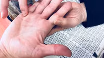 Đổ xô làm "ông đồng bà cốt" trên mạng để lừa đảo