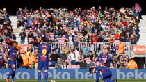 Barca tiếp tục bị trọng tài tước mất chiến thắng?