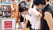 Sách tham khảo được “trộn” vào sách giáo khoa - Ai chịu trách nhiệm?