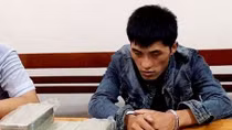 Bắt đối tượng vận chuyển 10 bánh heroin ở Nghệ An 