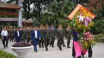 Học viện Chính trị CAND dâng hương tại Khu di tích Kim Liên
