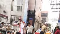 Những đứa trẻ làm nghề “chim lợn”