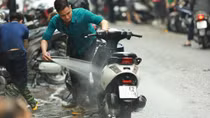 Giá rửa xe tăng chóng mặt ngày cuối năm