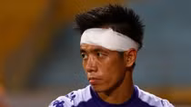 "Cay đắng" rời AFC Cup, thủ quân Hà Nội tiếp tục nhận thêm tin "cực sốc"