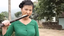 Chỉ nên làm cái bóng của mình thôi