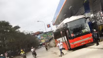 Chiêu trò bỏ bến, chạy chui ngang nhiên đi xuyên tâm thành phố