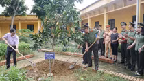 Tuổi trẻ Văn phòng Bộ Công an tri ân các thương bệnh binh