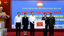 CCB Lê Văn Kiểm và gia đình ủng hộ người nghèo và đồng bào vùng lũ lụt 31,8 tỷ đồng 