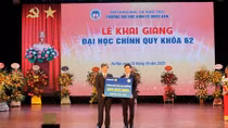 Học bổng “Bảo Việt - Niềm tin thắp sáng tương lai” đồng hành cùng sinh viên Đại học Kinh tế Quốc dân 