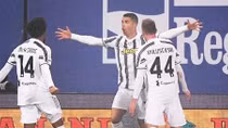 Ronaldo phá vỡ kỷ lục ghi bàn nhiều nhất mọi thời đại