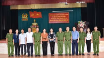 Phó Chủ tịch nước Đặng Thị Ngọc Thịnh thăm Trường Giáo dưỡng số 2