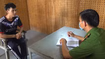 Thuê nhà nghỉ "góp tiền" mua ma túy về bay lắc