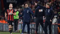 Cầu thủ Chelsea "bị giam" gần 1h sau khi thua thảm Bournemouth