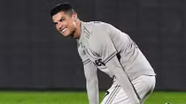 Ronaldo "tịt ngòi", Juventus thành cựu vương