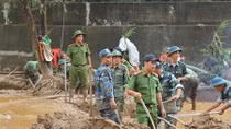 Về thăm ngôi trường thiệt hại nặng do lũ trước ngày khai giảng