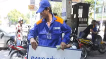 Xăng dầu lại đồng loạt tăng mạnh