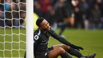 Phung phí cơ hội, ManCity bị cầm hòa