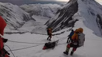 Mùa leo núi chết chóc ở Everest