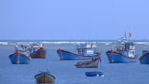 Làng chài “mở biển” đầu năm