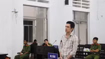 Giết vợ vì dám đánh con