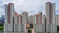 Giảm tiền sử dụng đất và diện tích căn hộ để kéo giảm giá nhà