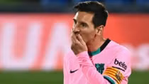 Barca đã chính thức "gương cờ trắng", HLV Koeman nói gì?