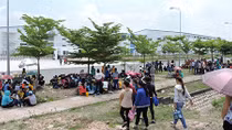 Bị ép làm tăng ca, hơn 1.000 công nhân đình công