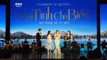 Lệ Quyên mê hoặc khán giả Quy Nhơn với "Chút tình cho biển"