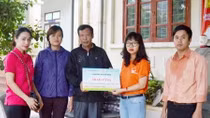 Hai trường học vùng lũ được hỗ trợ 100% học phí cho học sinh