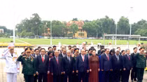 Lãnh đạo Đảng, Nhà nước vào Lăng viếng Chủ tịch Hồ Chí Minh