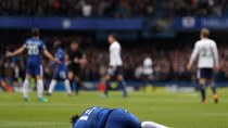 Đại bại trước Tottenham, Chelsea cách xa top 4