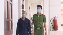 Cha dượng khiến con riêng của vợ mang bầu