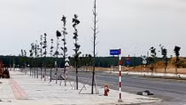 Ai nắm đằng chuôi?
